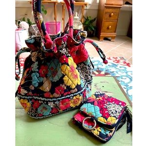 Vera Bradley Happy Snails Set of 2 EXCELLENT Cond.